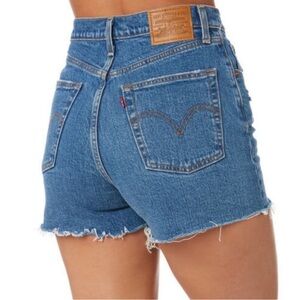 Levi’s Premium Denim Ribcage Jean Shorts 33